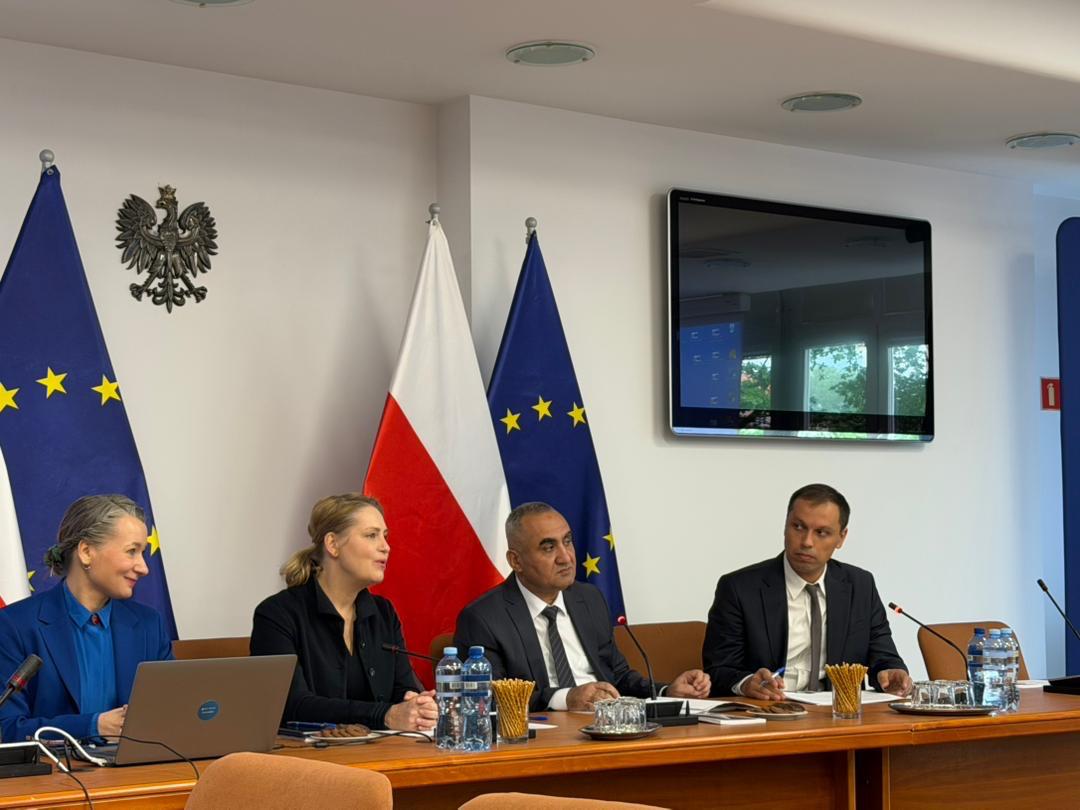DISCUSSION OF ISSUES RELATED TO IMPROVING THE STATE STATISTICAL SYSTEM AT THE SEMINAR-CONSULTATION IN WARSAW